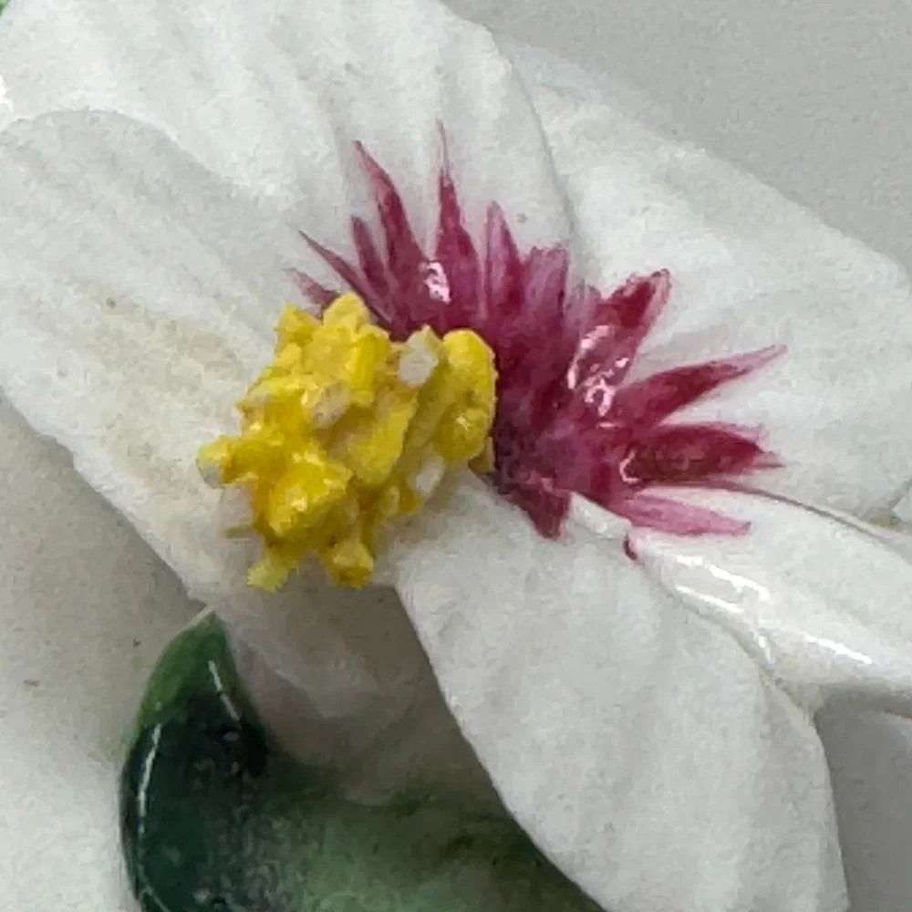 Artone England Hand Painted Bone China Trinket Box White Hibiscus Flower Vintage